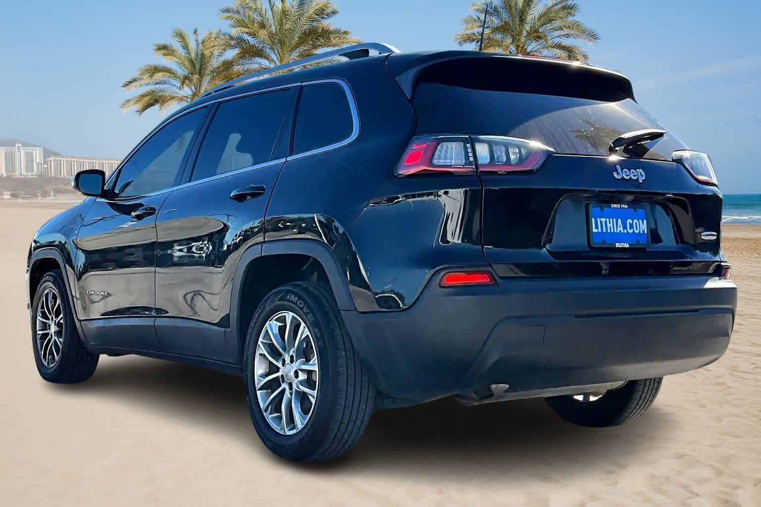 Thumbnail: 2019 Jeep Cherokee - 4