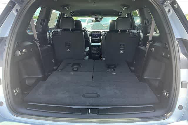 Thumbnail: 2025 Jeep Grand Cherokee - 19