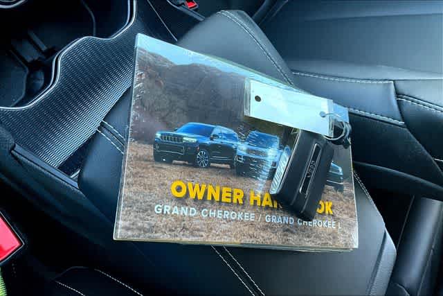 Thumbnail: 2025 Jeep Grand Cherokee - 20