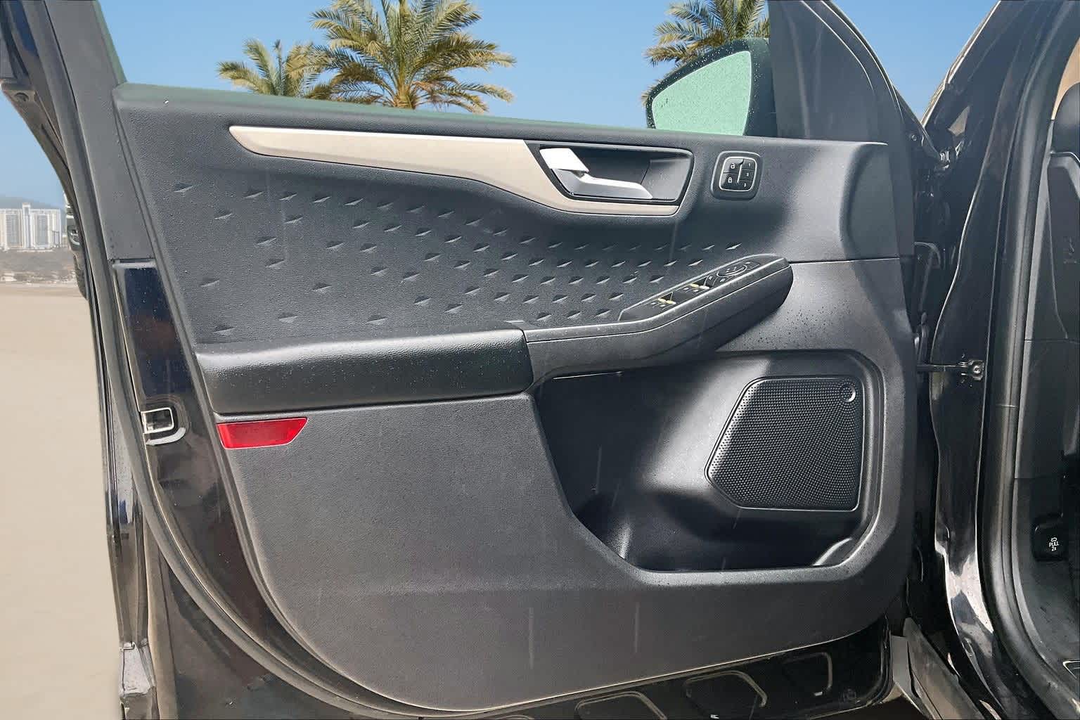 Thumbnail: 2020 Ford Escape - 25