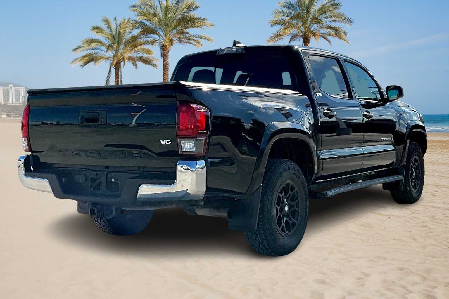 Thumbnail: 2021 Toyota Tacoma - 23