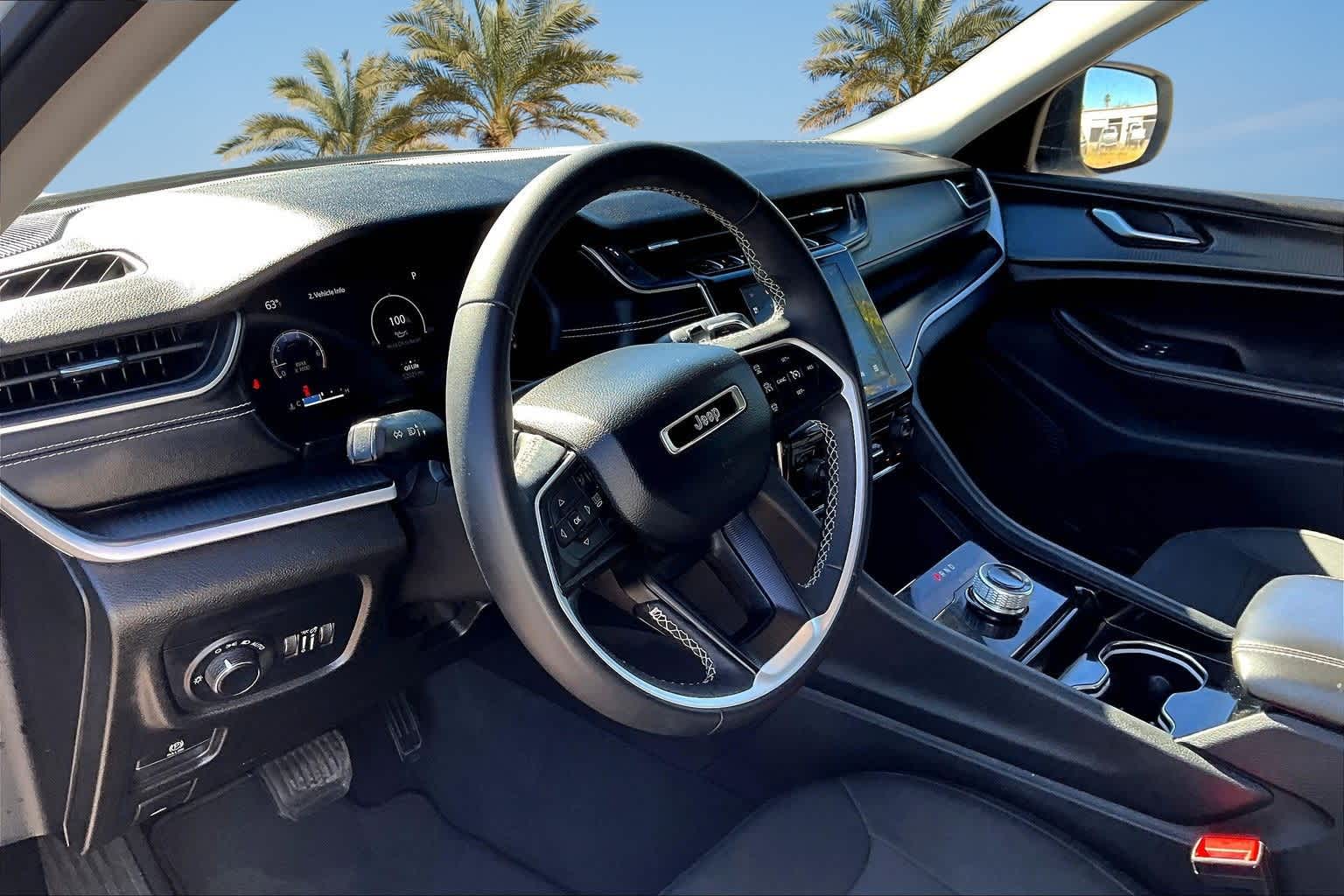 Thumbnail: 2023 Jeep Grand Cherokee - 2