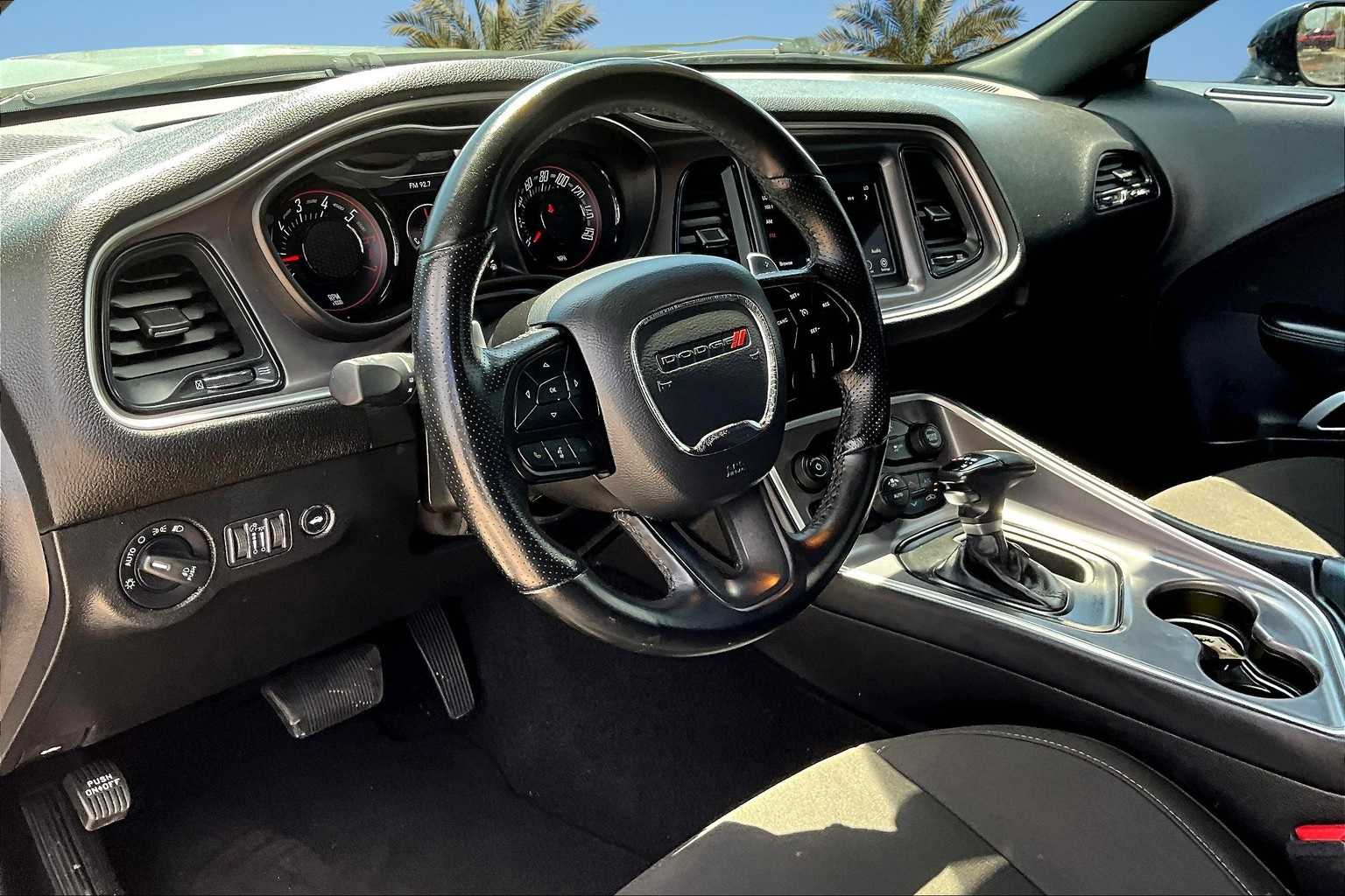 2021 Dodge Challenger R/T photo 2