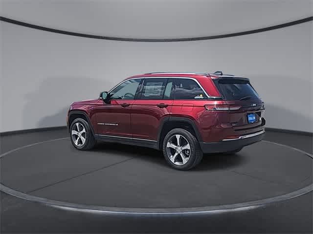 Thumbnail: 2024 Jeep Grand Cherokee - 6