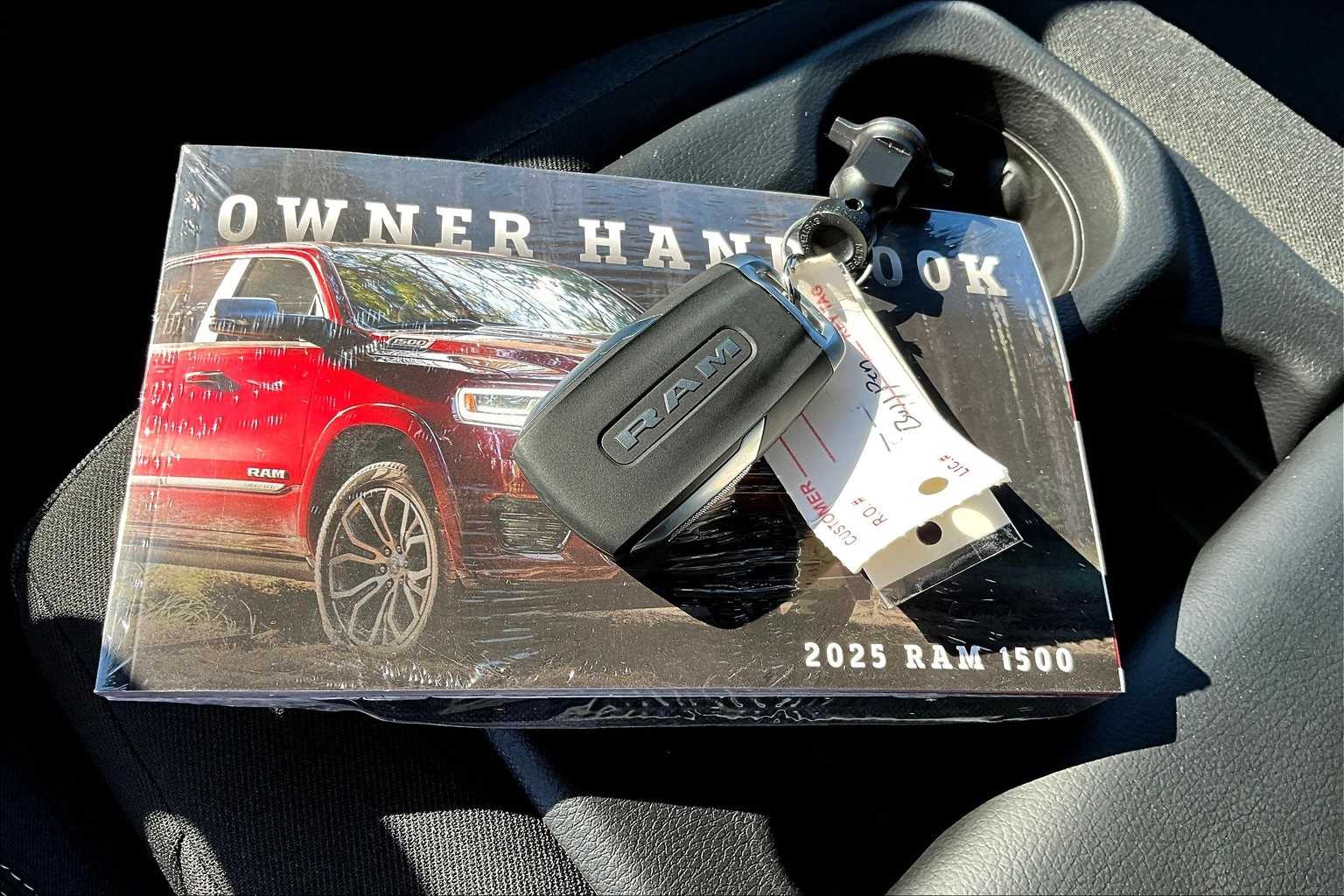 Thumbnail: 2025 RAM 1500 - 19