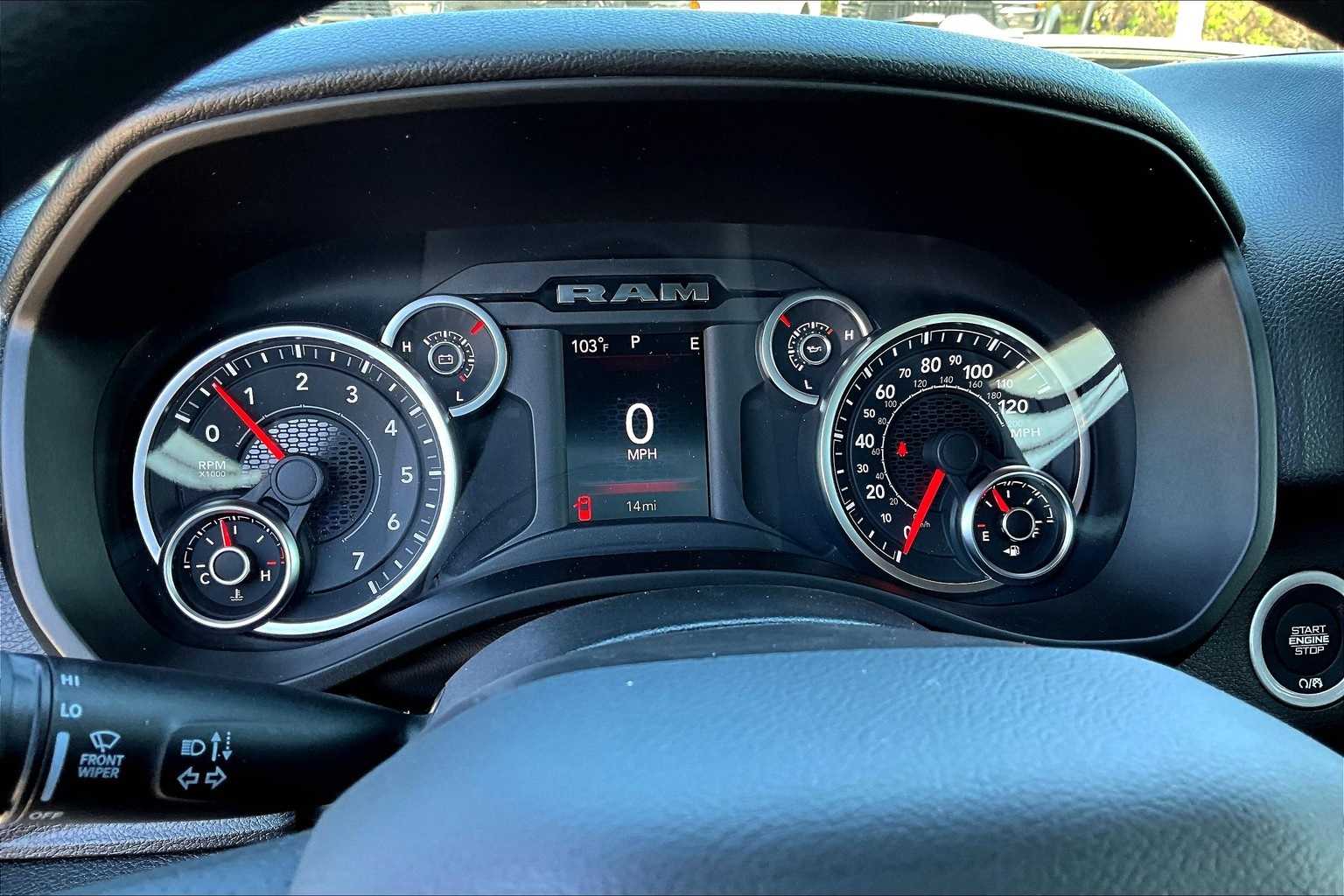 Thumbnail: 2025 RAM 1500 - 17