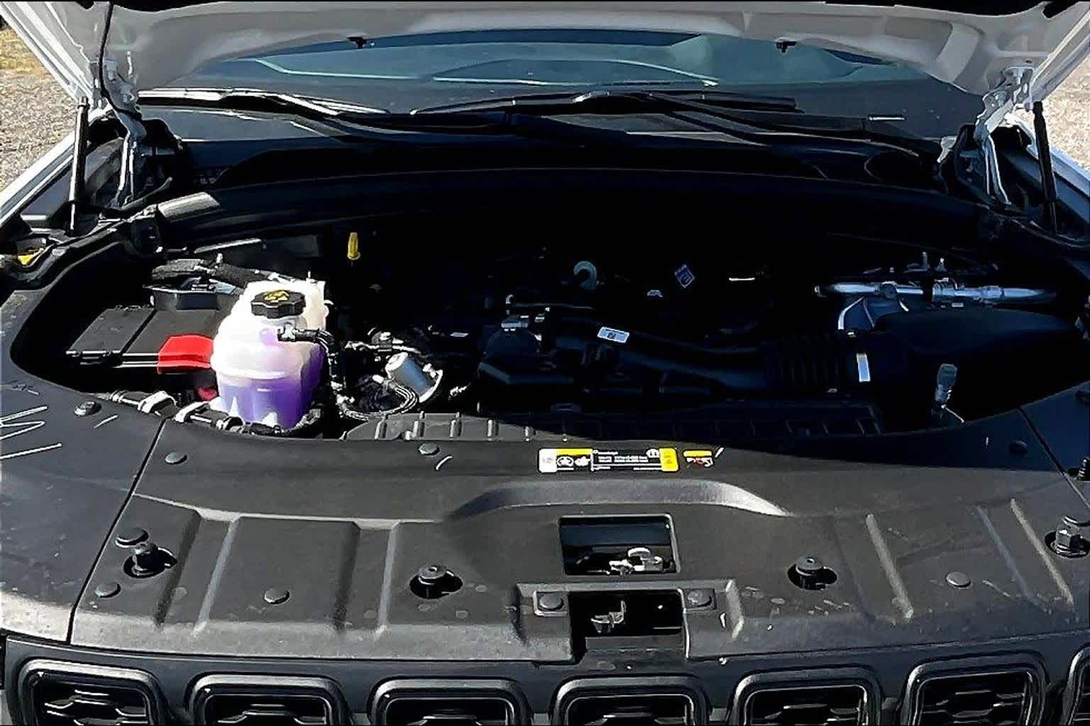 Thumbnail: 2025 Jeep Grand Cherokee - 9