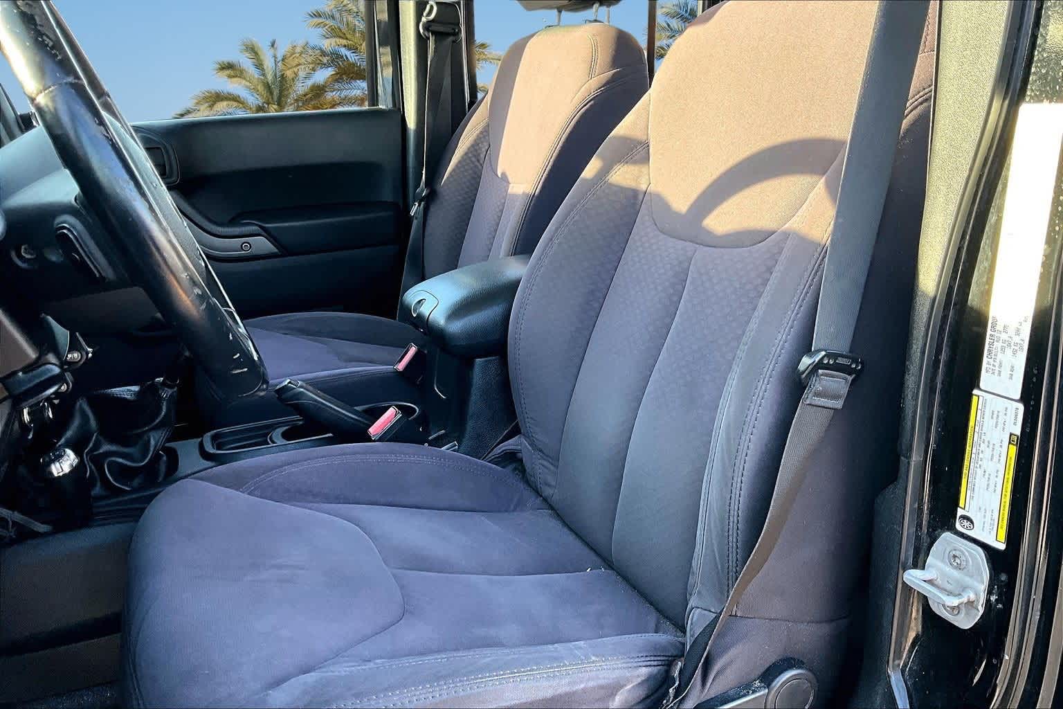 Thumbnail: 2013 Jeep Wrangler - 11