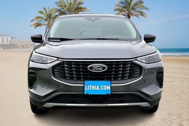 Thumbnail: 2023 Ford Escape - 6