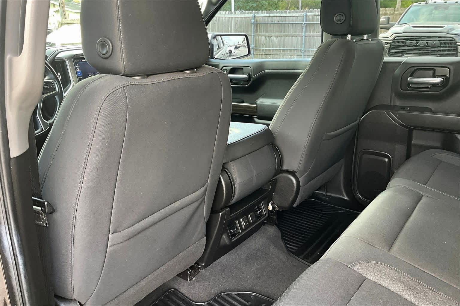 Thumbnail: 2021 Chevrolet Silverado 1500 - 11