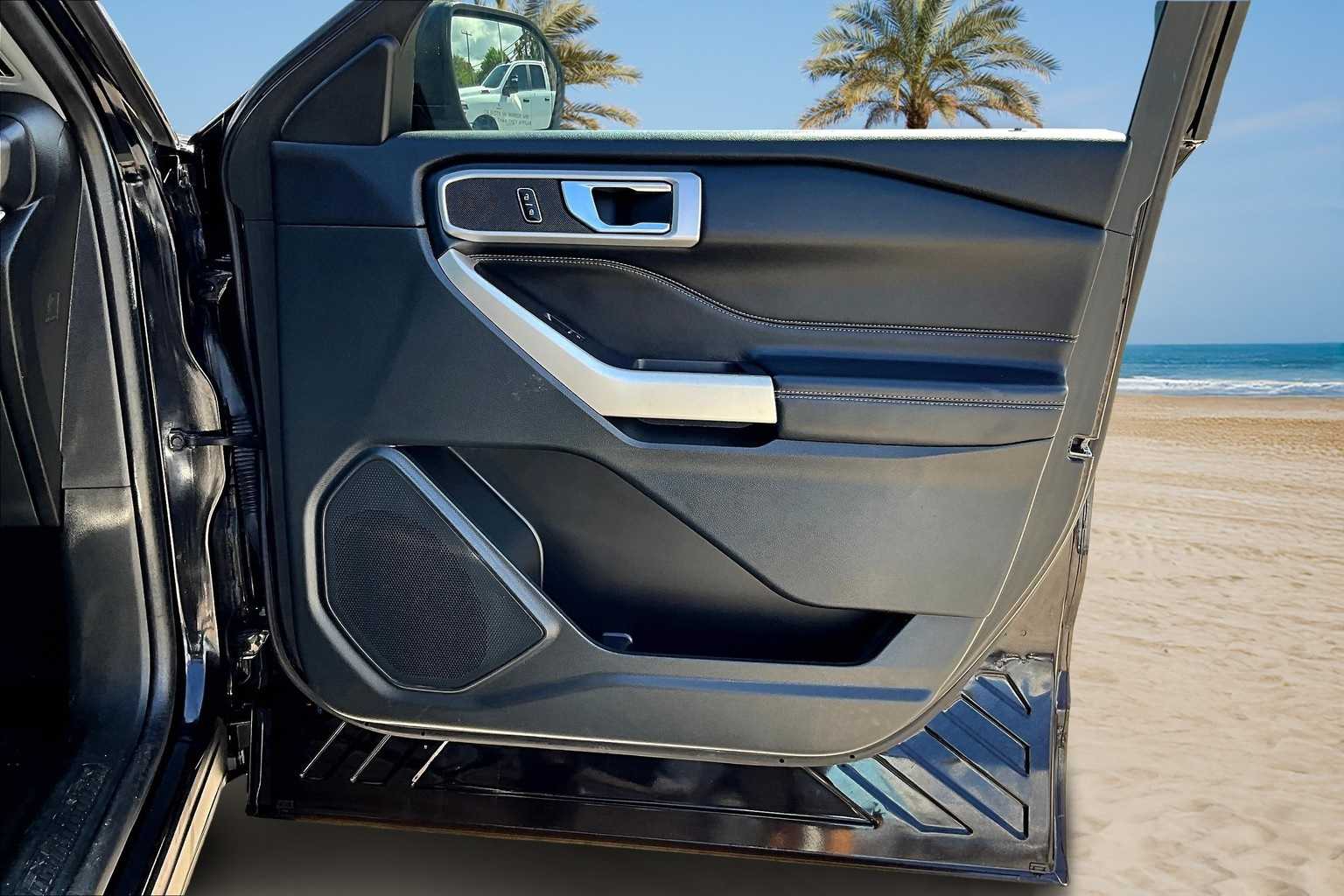 Thumbnail: 2023 Ford Explorer - 28