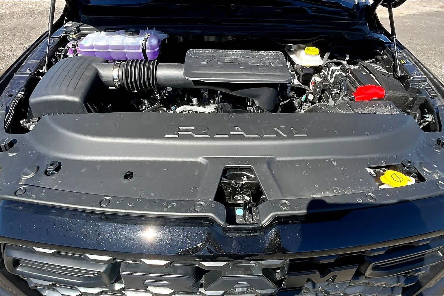 Thumbnail: 2025 RAM 1500 - 9