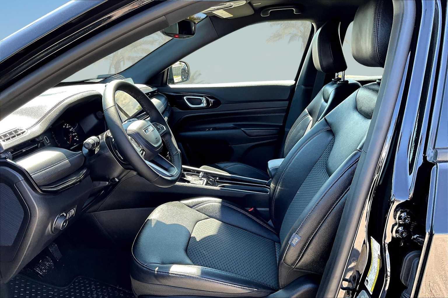 Thumbnail: 2026 Jeep Compass - 10