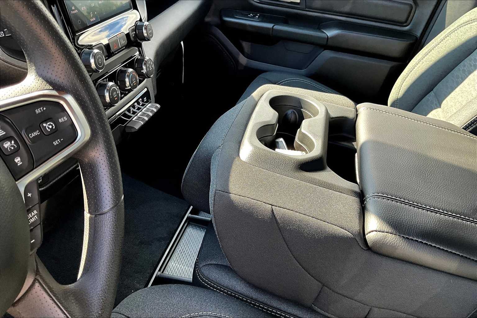 Thumbnail: 2025 RAM 1500 - 16