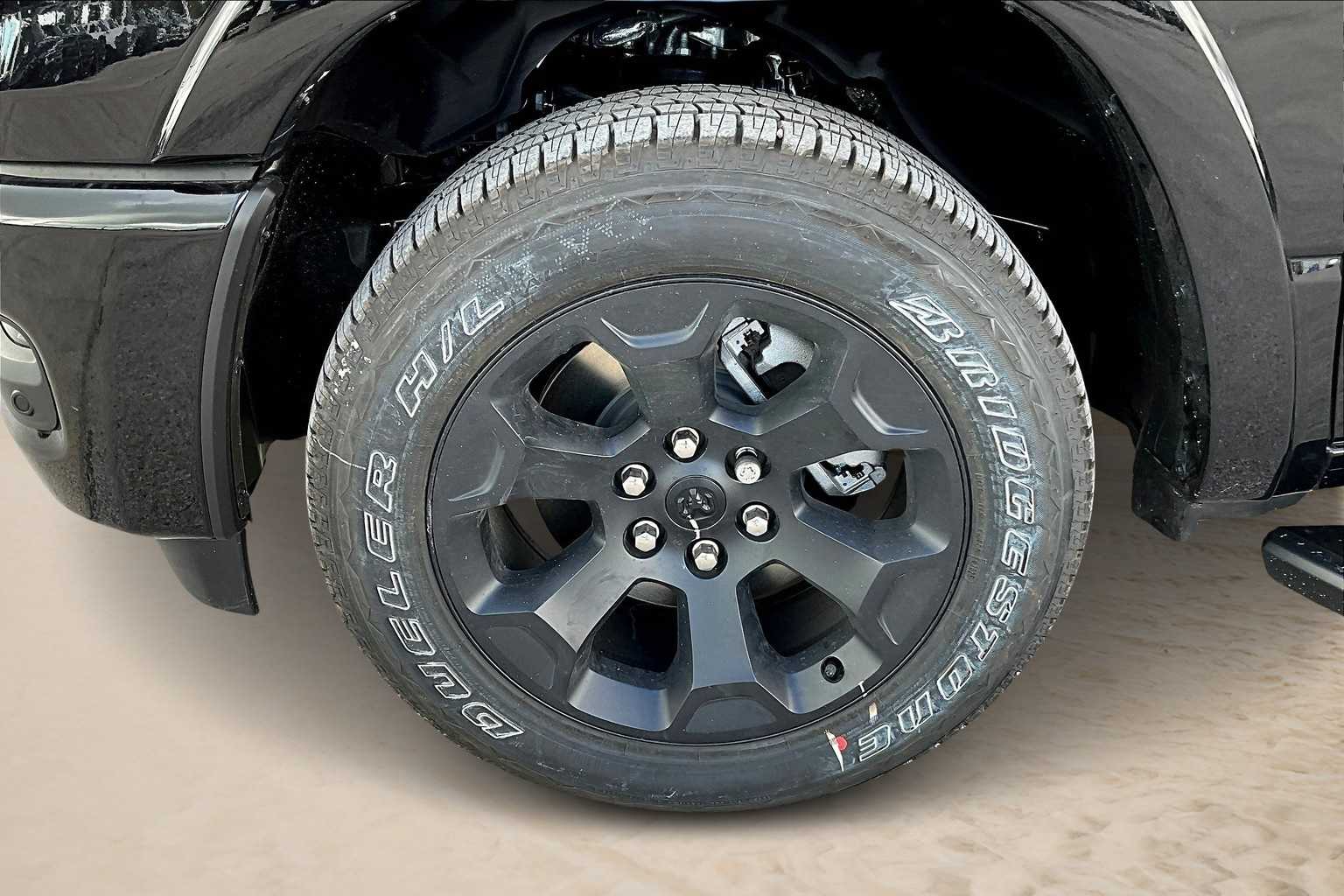 Thumbnail: 2026 RAM 1500 - 8