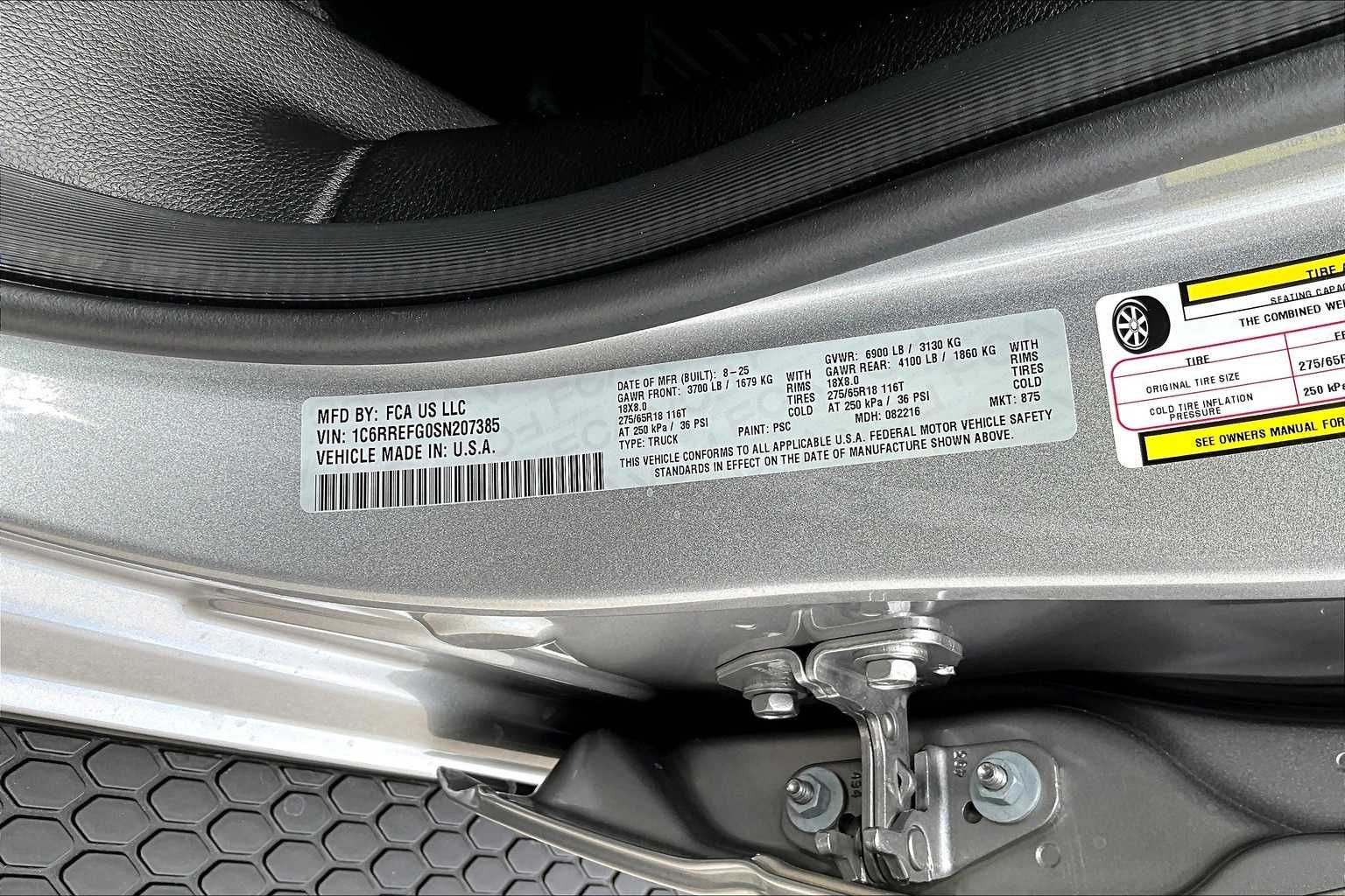 Thumbnail: 2025 RAM 1500 - 21