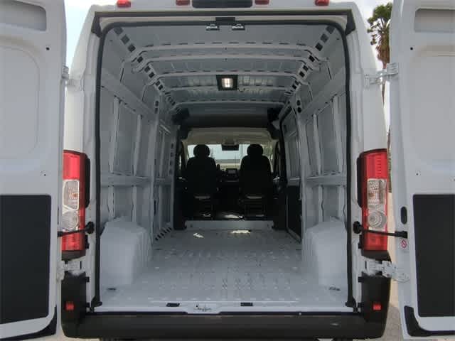 2025 RAM ProMaster  33