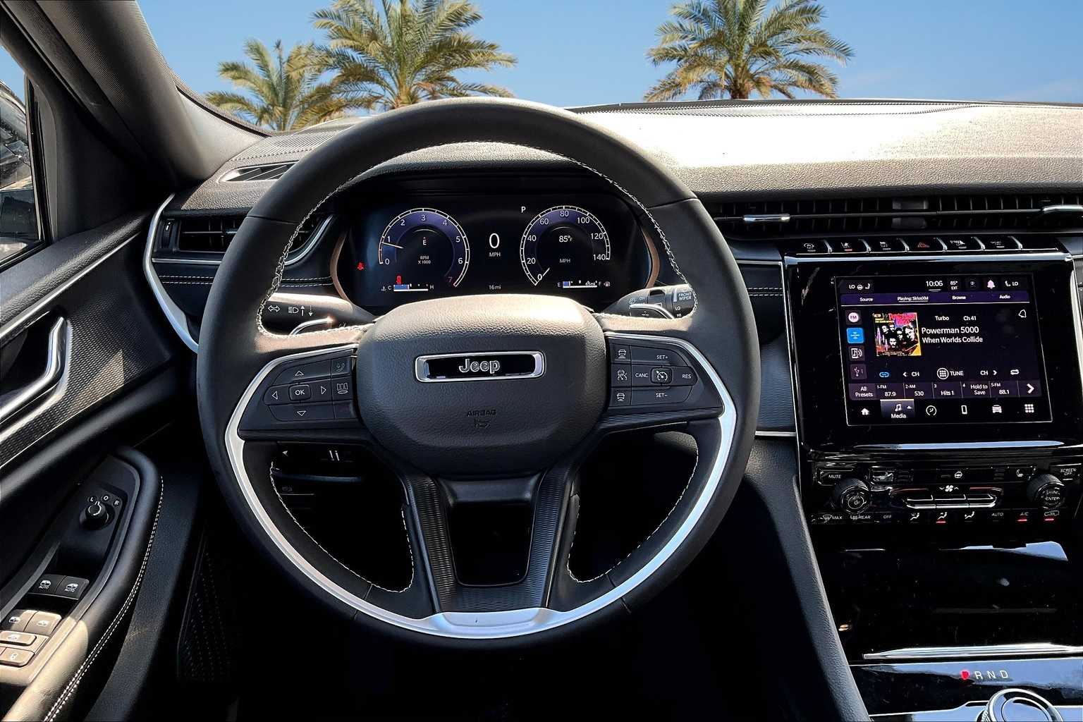 Thumbnail: 2025 Jeep Grand Cherokee - 14