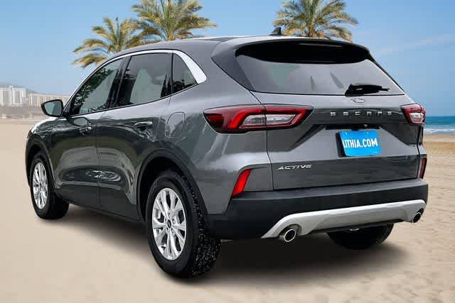 Thumbnail: 2023 Ford Escape - 4