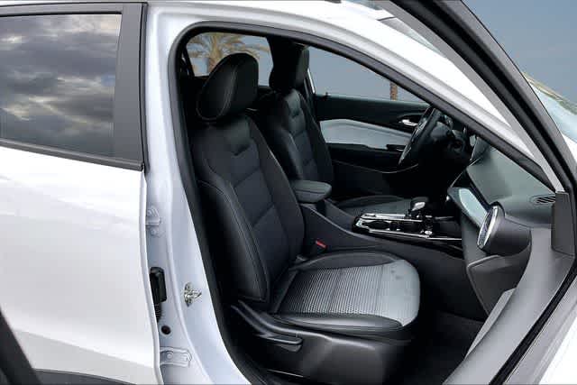 Thumbnail: 2025 Chevrolet Trax - 10