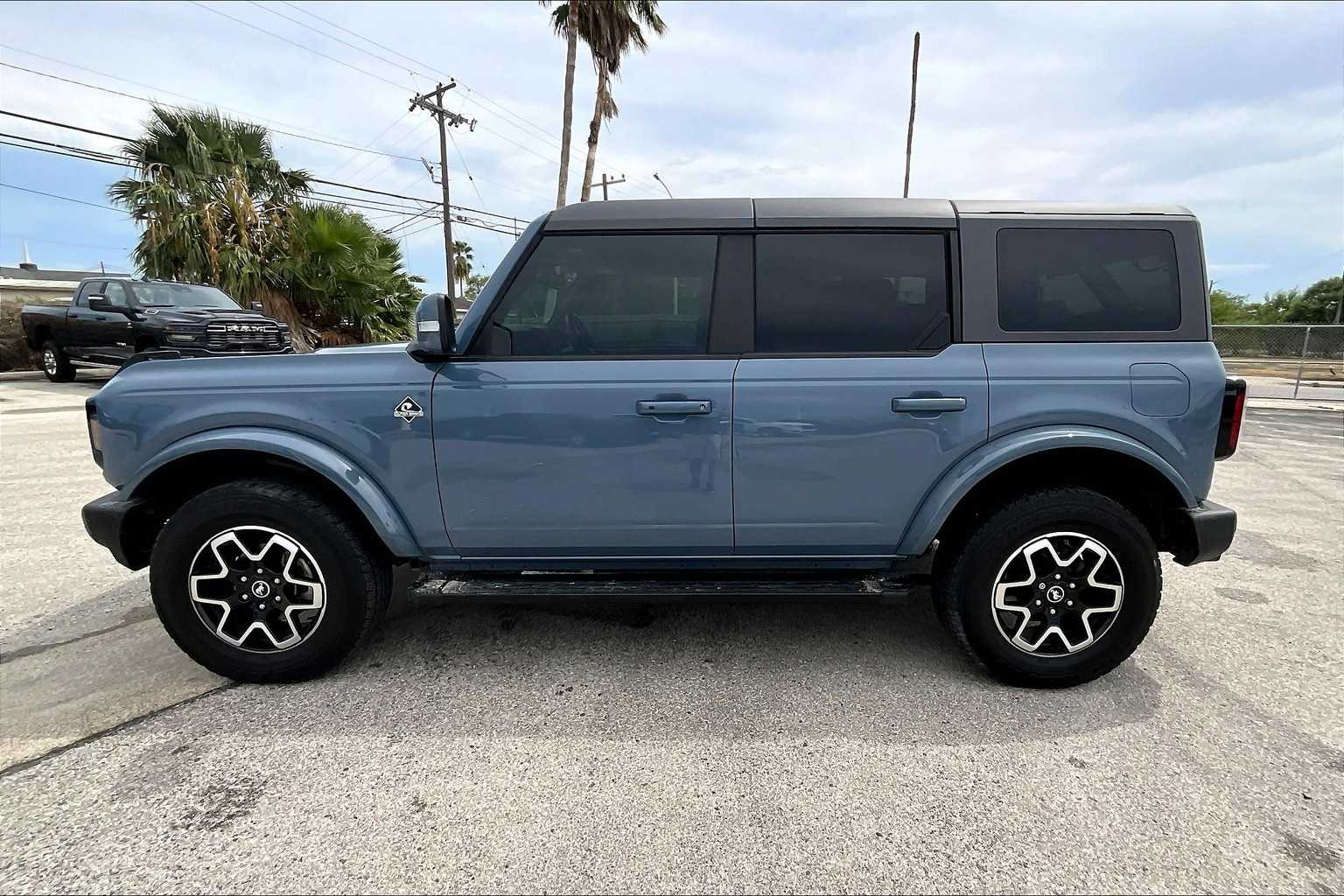 Thumbnail: 2024 Ford Bronco - 3