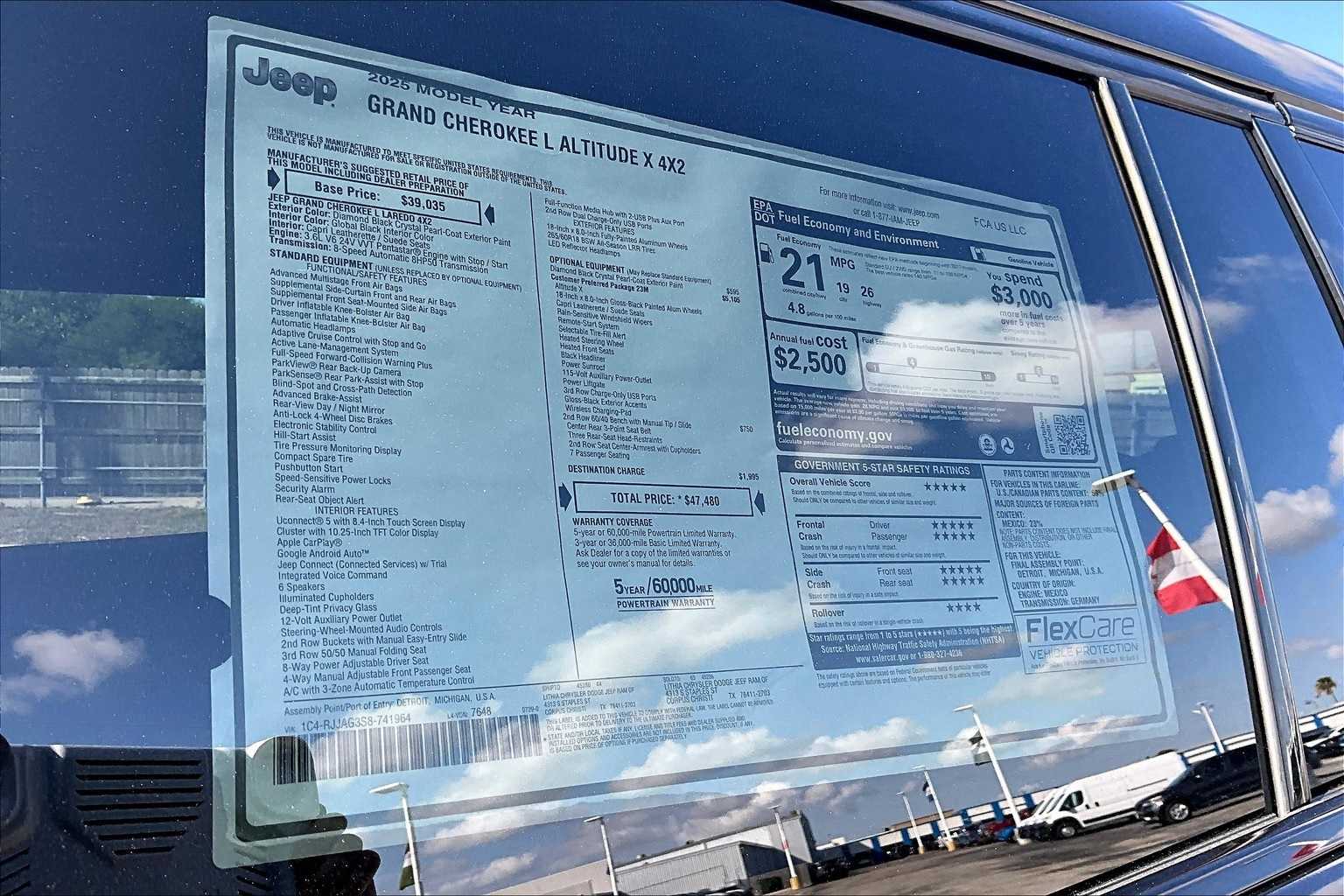 Thumbnail: 2025 Jeep Grand Cherokee - 22