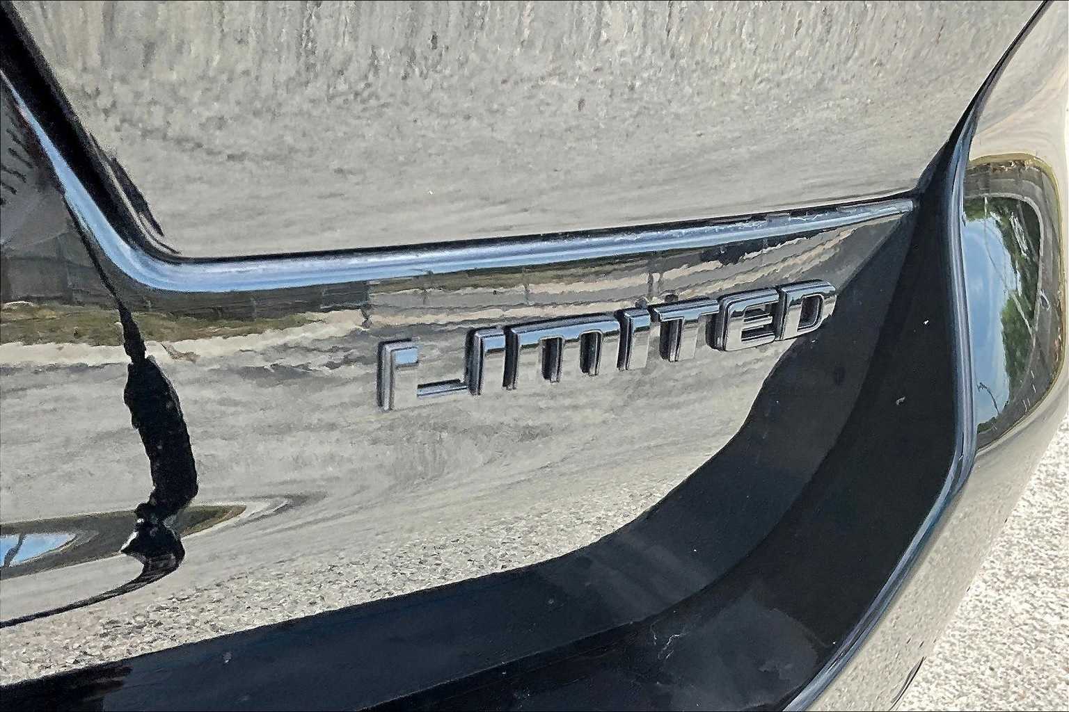 Thumbnail: 2025 Jeep Grand Cherokee - 7