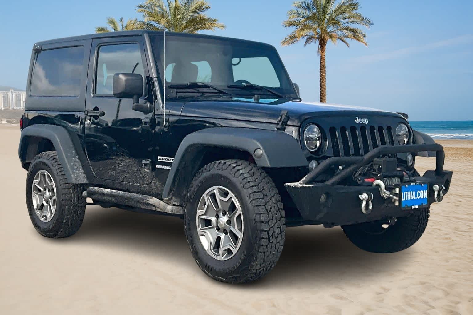 Thumbnail: 2015 Jeep Wrangler - 14