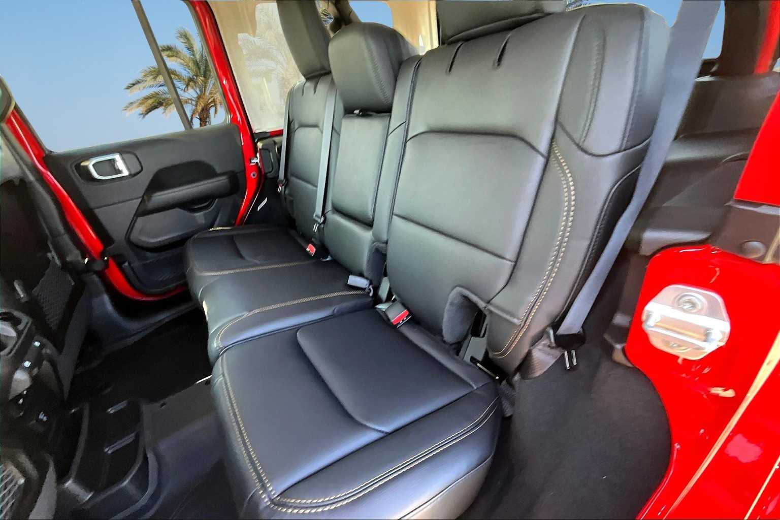 Thumbnail: 2025 Jeep Wrangler - 13