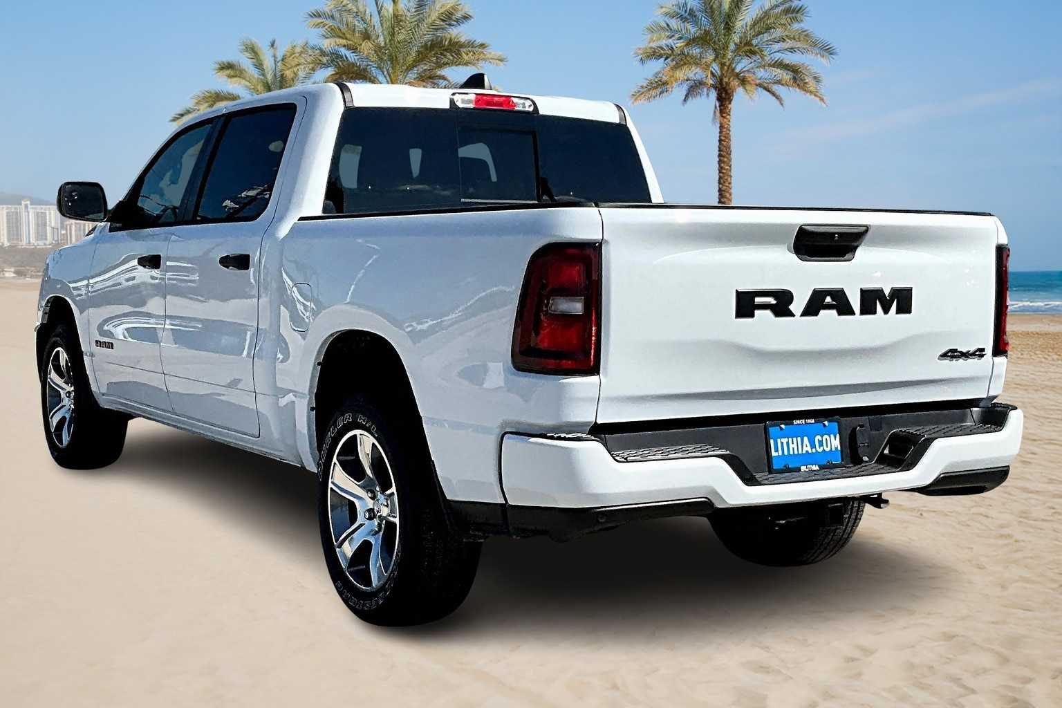 Thumbnail: 2025 RAM 1500 - 4