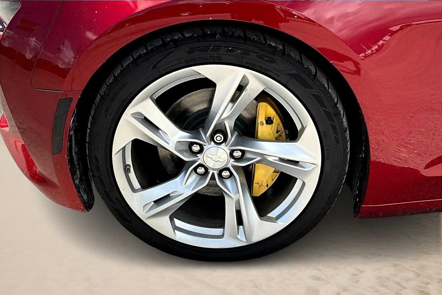 Thumbnail: 2017 Chevrolet Camaro - 8