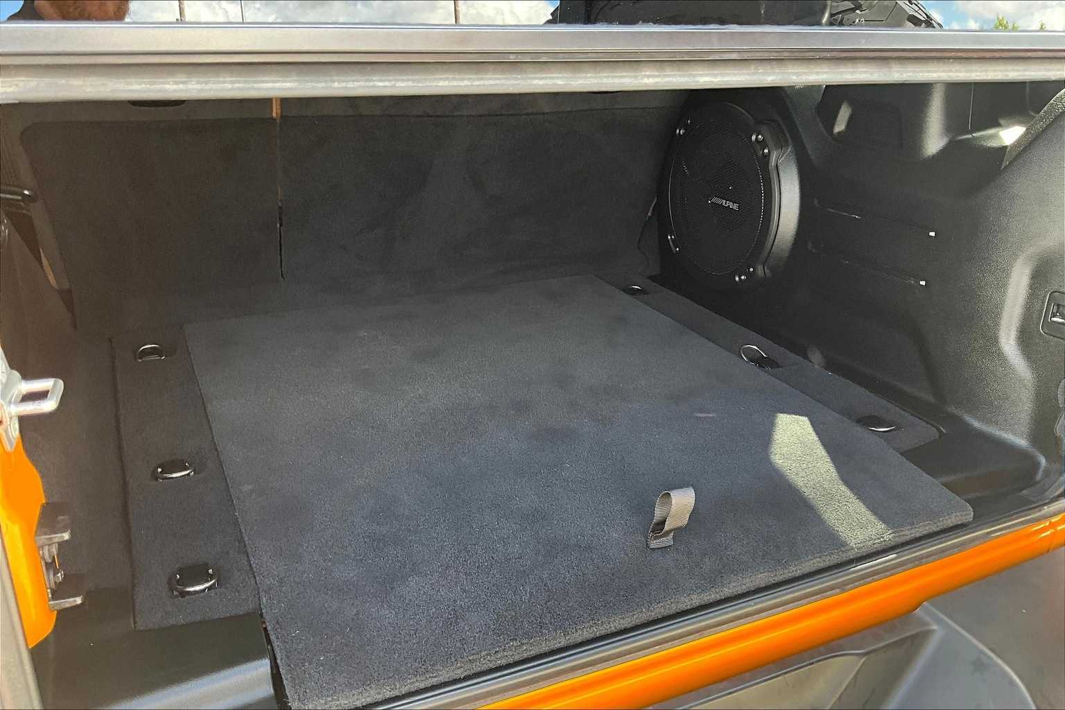 Thumbnail: 2021 Jeep Wrangler - 18