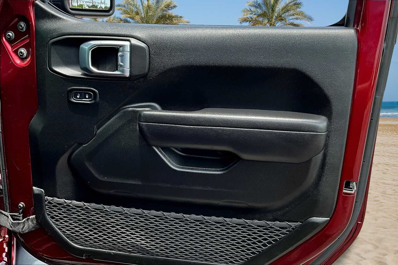 2021 Jeep Gladiator Sport 28