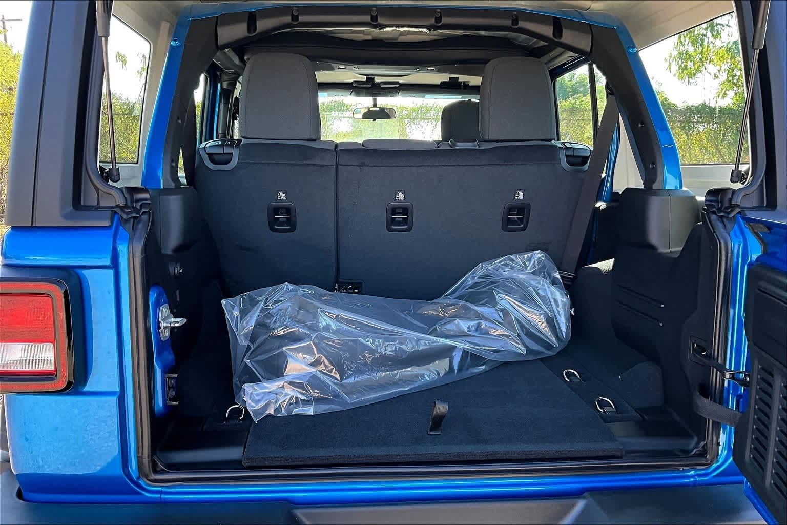 Thumbnail: 2026 Jeep Wrangler - 19