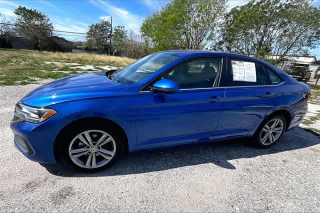 Thumbnail: 2024 Volkswagen Jetta - 3