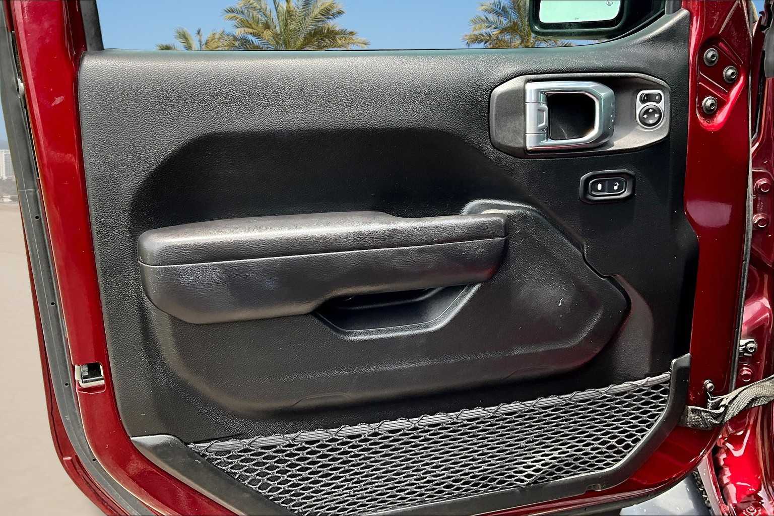 2021 Jeep Gladiator Sport 27