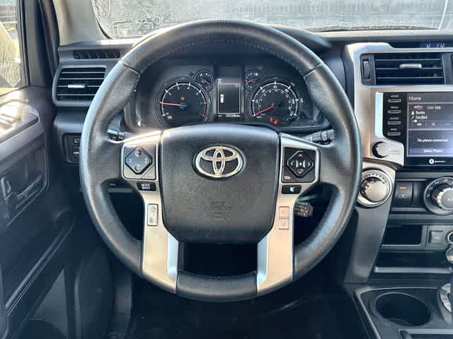 Thumbnail: 2022 Toyota 4Runner - 16