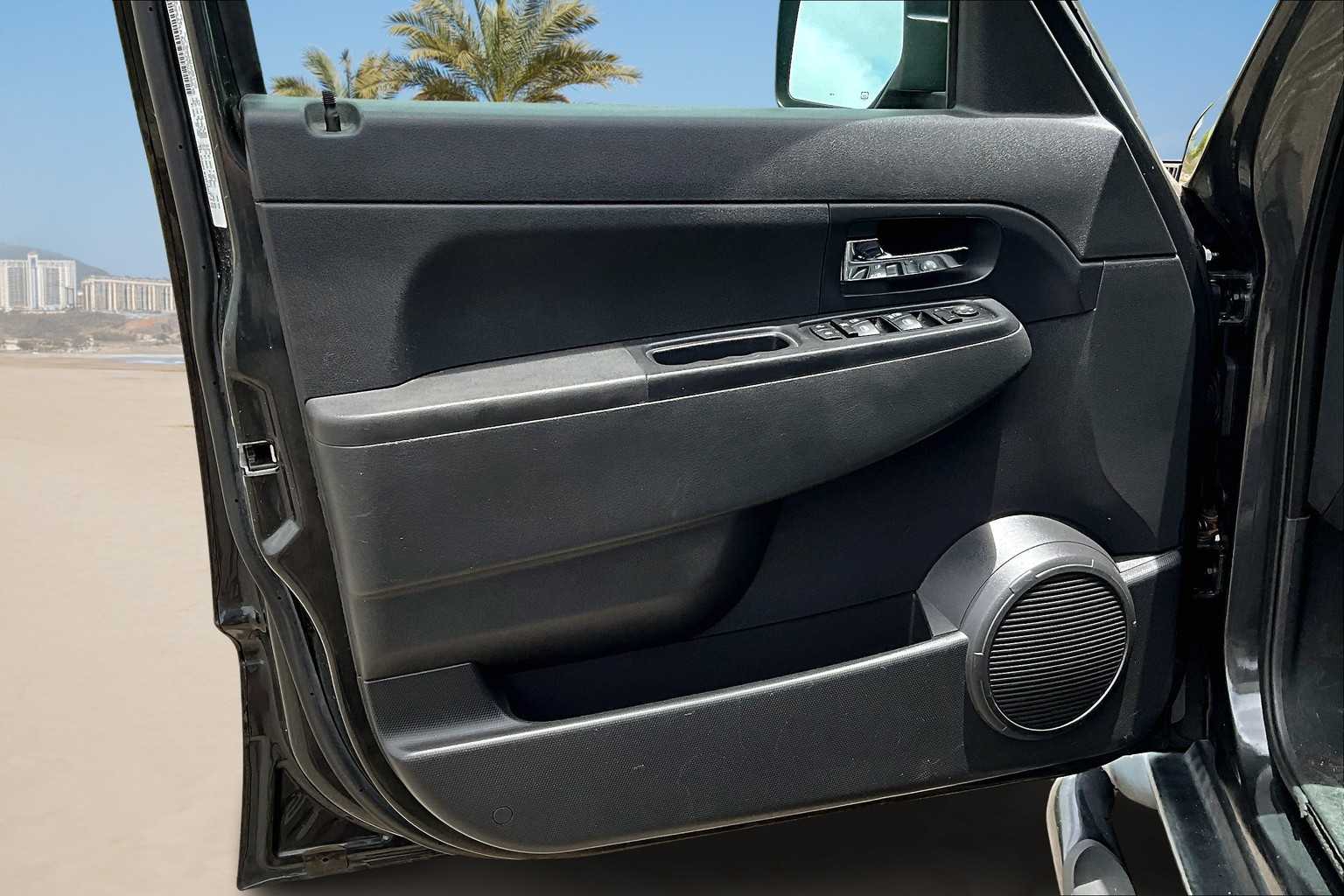 2011 Jeep Liberty Sport 27