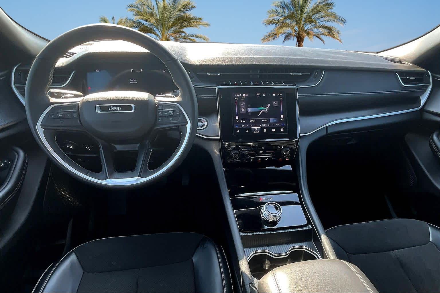 Thumbnail: 2024 Jeep Grand Cherokee - 9