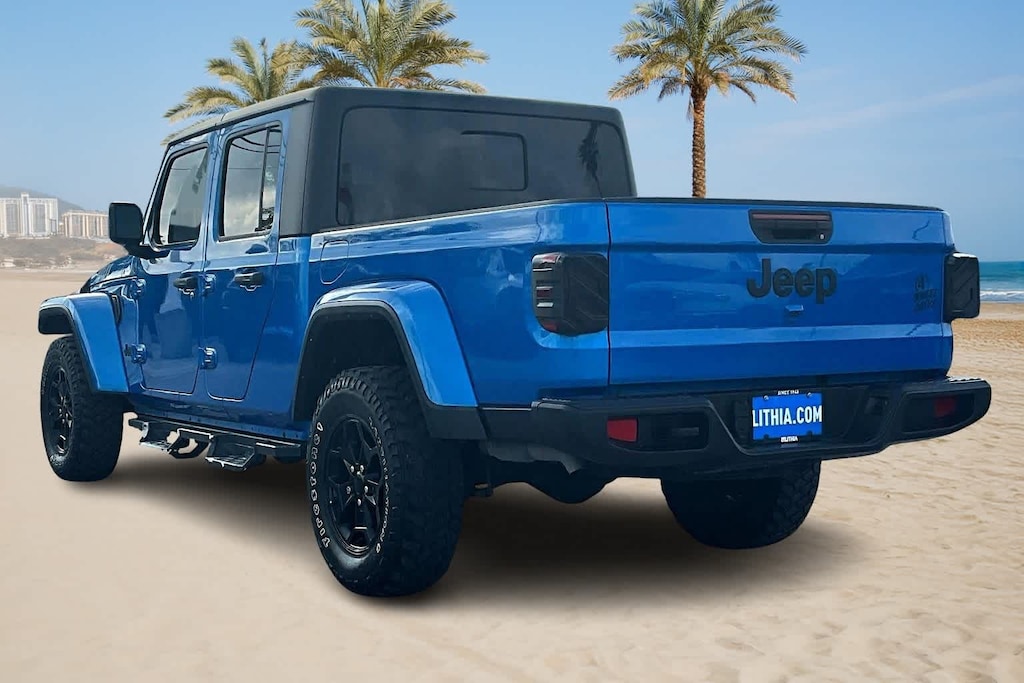 Used 2021 Jeep Gladiator Sport Truck Crew Cab