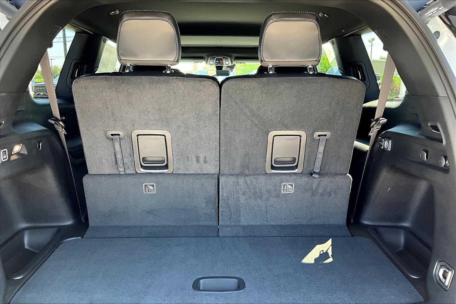 Thumbnail: 2025 Jeep Grand Cherokee - 17