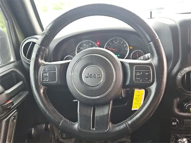 Thumbnail: 2015 Jeep Wrangler - 20