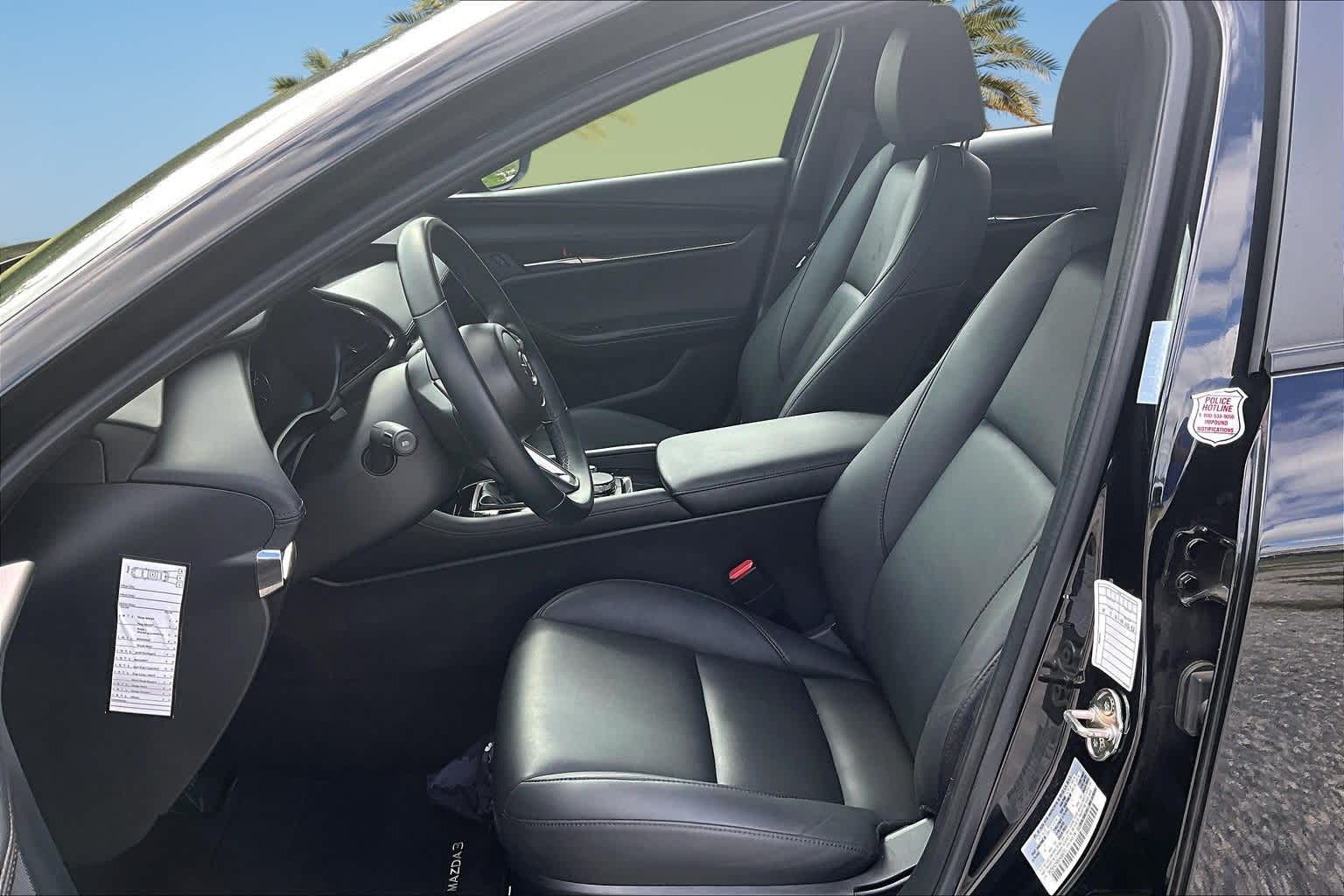 Thumbnail: 2025 Mazda Mazda3 - 10