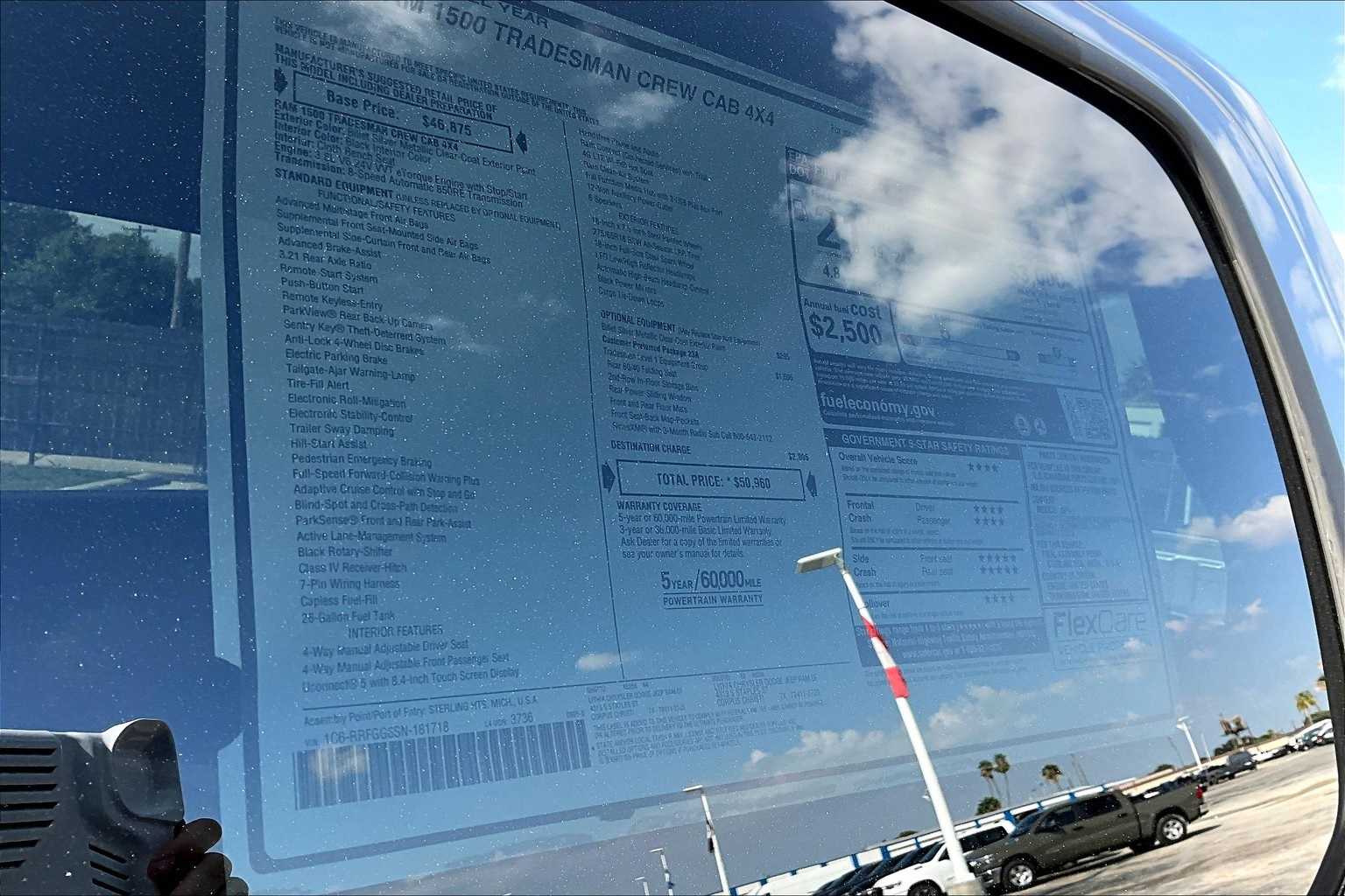 Thumbnail: 2025 RAM 1500 - 23