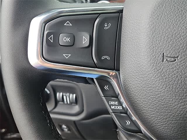 Thumbnail: 2025 RAM 1500 - 24