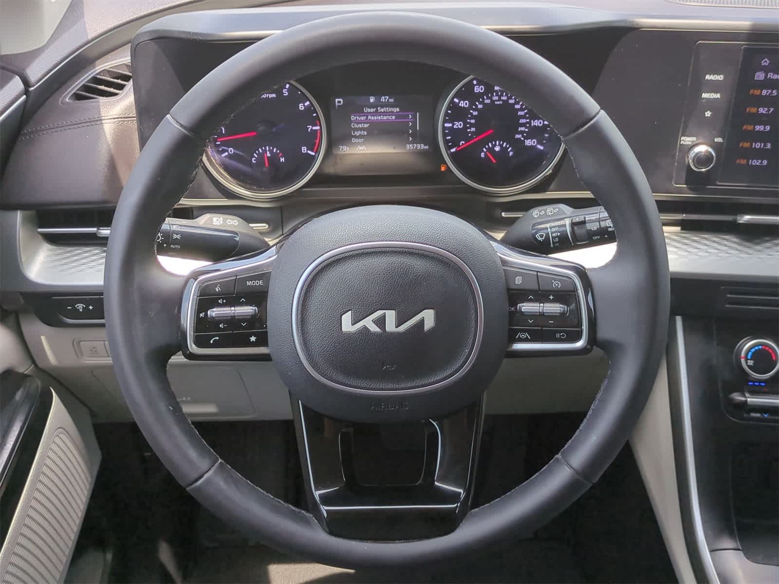 Thumbnail: 2023 Kia Carnival - 22