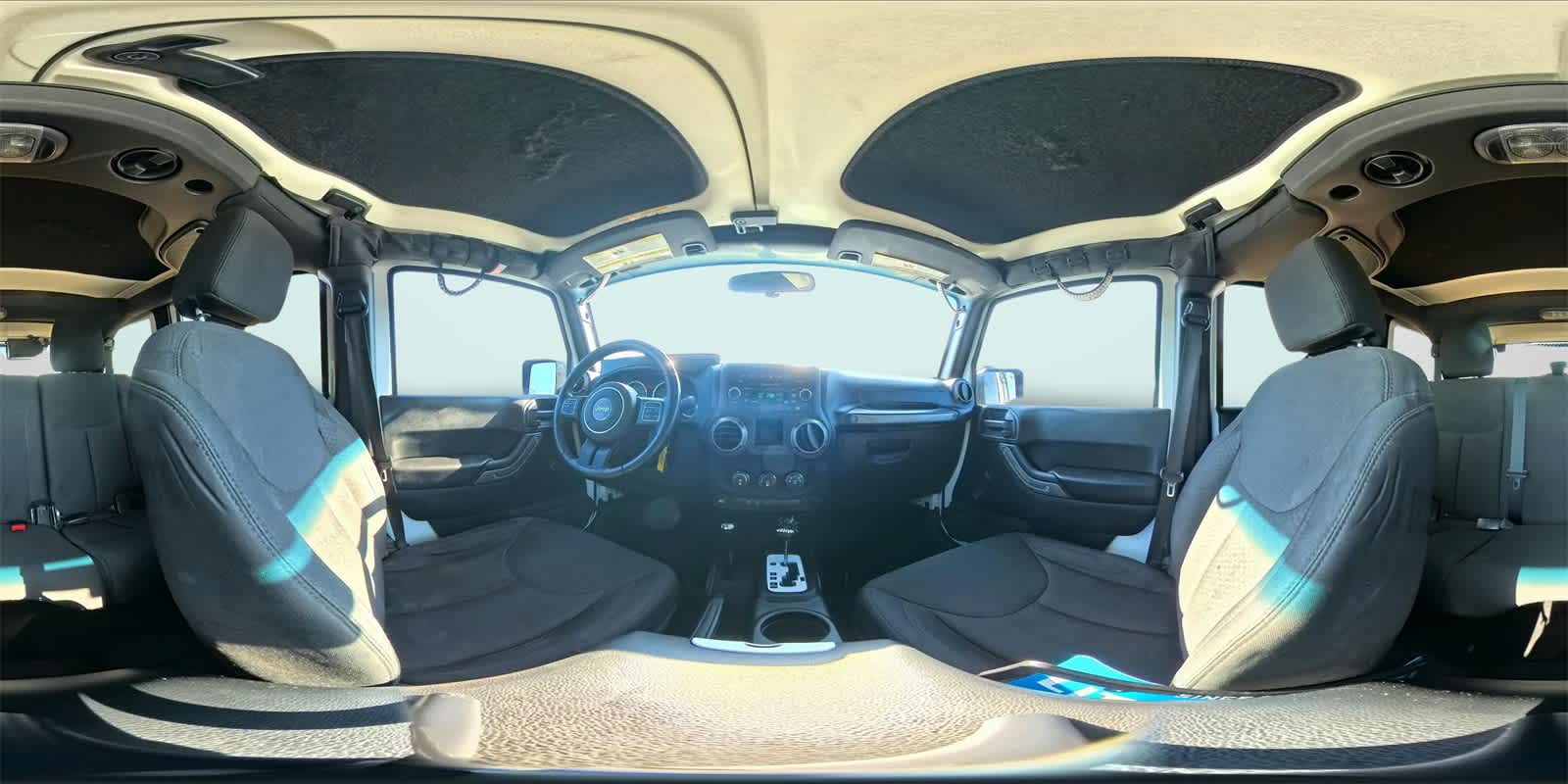 Thumbnail: 2018 Jeep Wrangler - 29