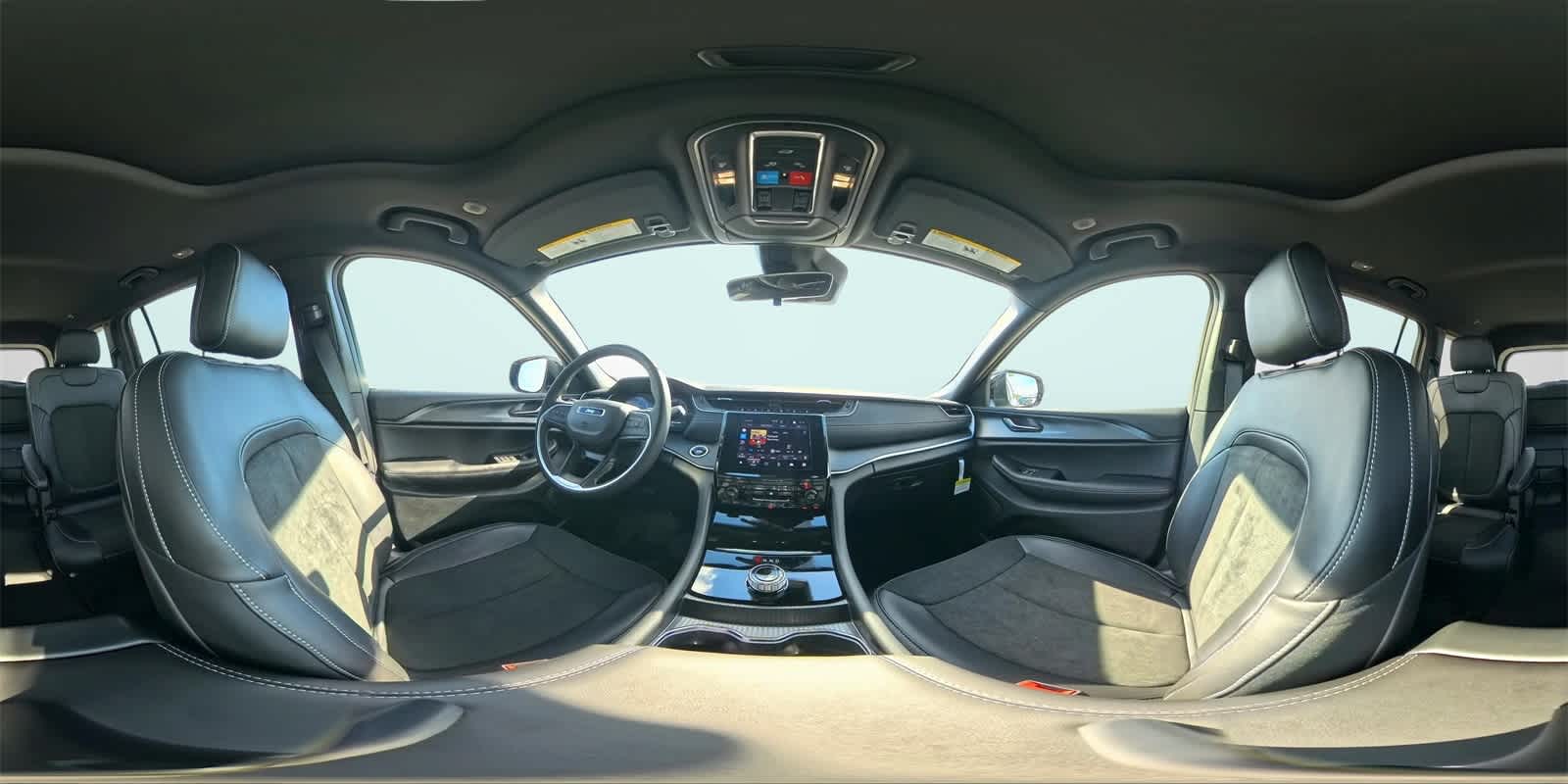 Thumbnail: 2025 Jeep Grand Cherokee - 22