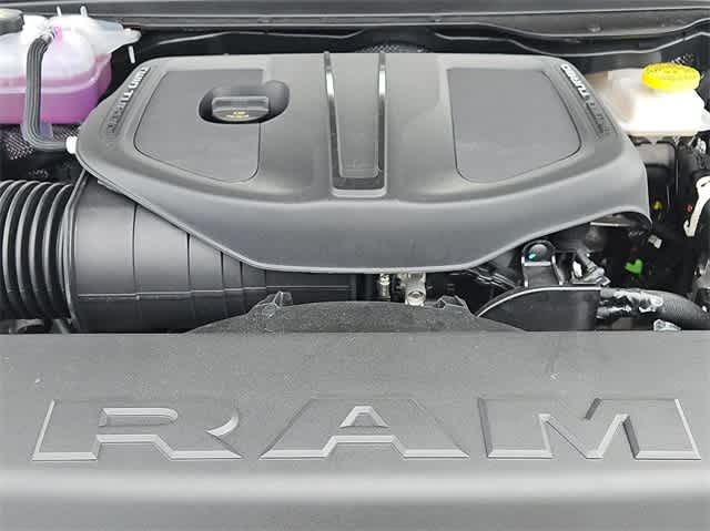 Thumbnail: 2025 RAM 1500 - 15