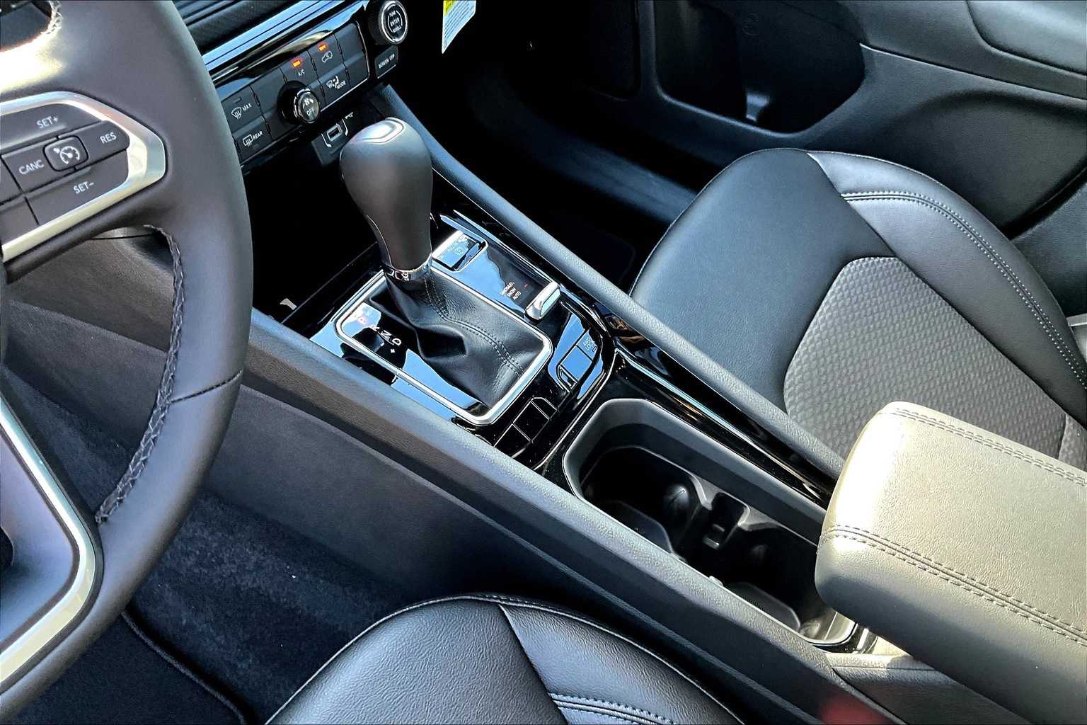 Thumbnail: 2026 Jeep Compass - 16